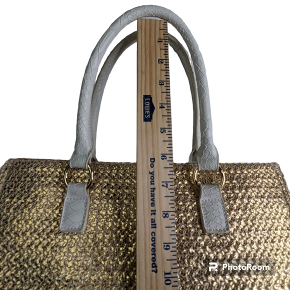 BEBE Handbag White Faux Snake Skin & Gold Weave Interior Pockets Magnetic - Picture 11 of 16